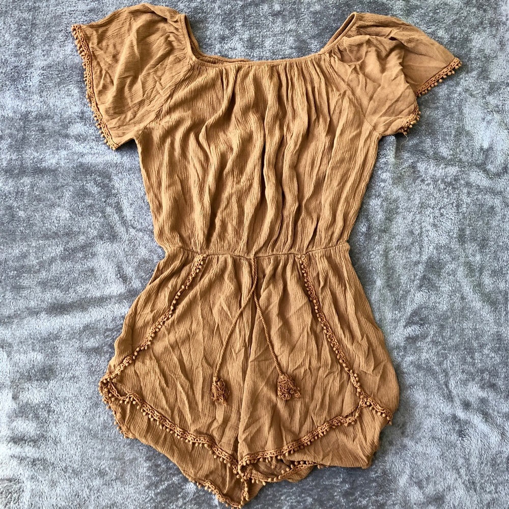 Off-shoulder romper